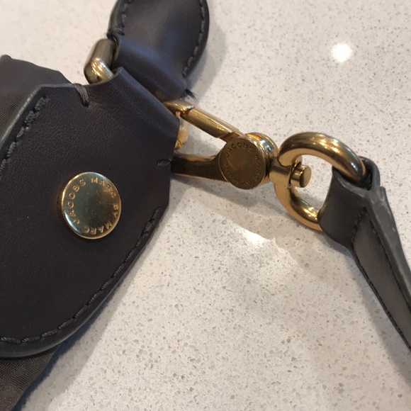 Olive Marc Jacobs crossbody - Picture 3 of 6